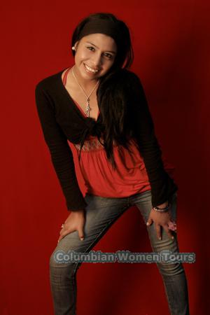 107454 - Liliana Age: 22 - Peru