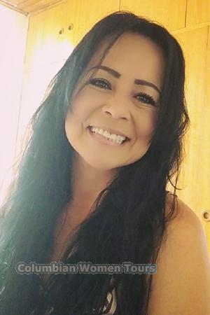 153450 - Raquel Age: 53 - Colombia