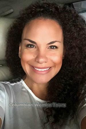 163970 - Monica Age: 47 - Colombia