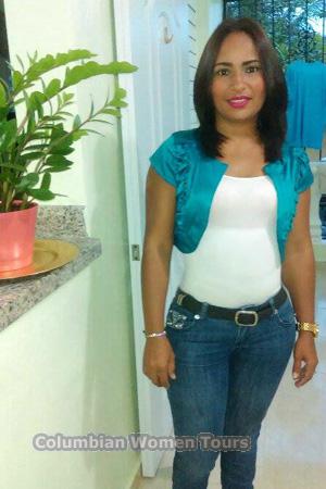 164567 - Teofila Age: 37 - Dominican Republic