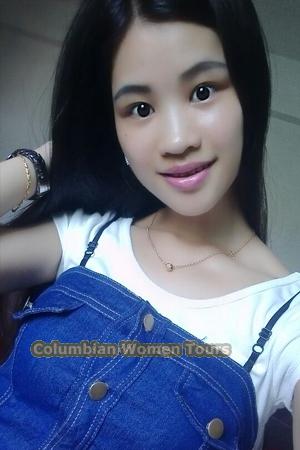 166097 - RuiRong Age: 33 - China