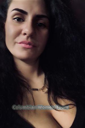 183722 - Elena Age: 32 - Russia