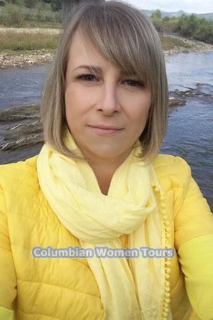 186069 - Elena Age: 51 - Ukraine