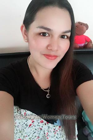 188253 - Korawan Age: 38 - Thailand
