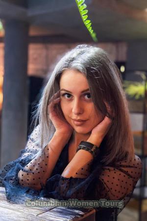 195745 - Alina Age: 28 - Russia