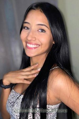 201584 - Daniela Age: 22 - Colombia
