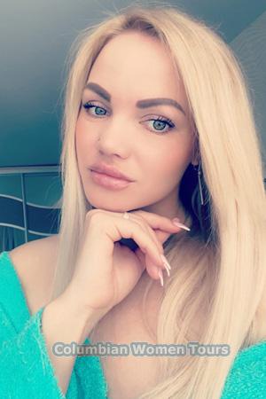 207025 - Kristina Age: 32 - Russia