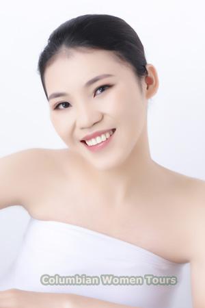 207551 - Yiqun Age: 25 - China