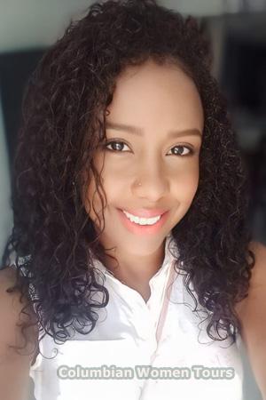 214607 - Jenifer Age: 36 - Colombia
