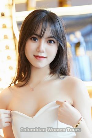 214653 - Jiaqi Age: 19 - China