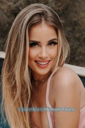 215227 - Carla Age: 22 - Spain