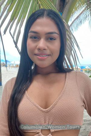 216903 - Maria de Jesus Age: 18 - Colombia