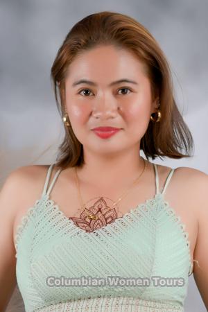 Philippines women