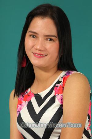 218194 - Kathryn Mae Age: 44 - Philippines