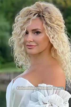 222273 - Victoria Age: 52 - Ukraine