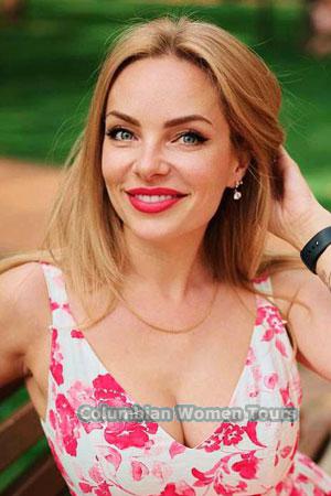 223870 - Tetiana Age: 44 - Ukraine