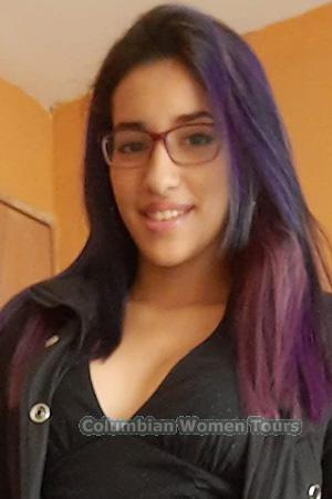 226106 - Nicole Age: 23 - Costa Rica