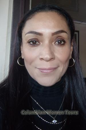 227893 - Oyuky Age: 58 - Costa Rica