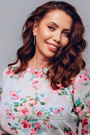 228205 - Yuliia Age: 58 - Ukraine