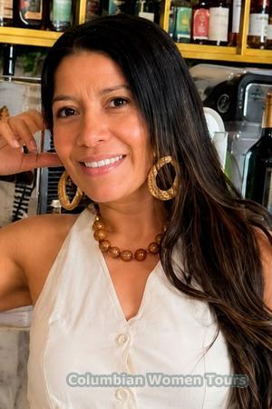 228314 - Rosana Age: 44 - Colombia