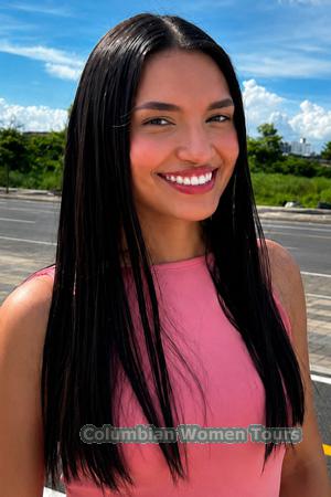 228456 - Valetina Age: 23 - Colombia
