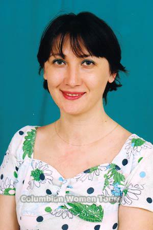 50043 - Dina Age: 44 - Russia