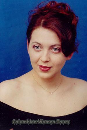 53186 - Svetlana Age: 31 - Russia