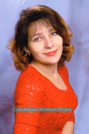 54093 - Larisa Age: 42 - Russia