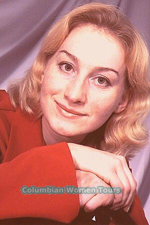 54269 - Oksana Age: 32 - Russia