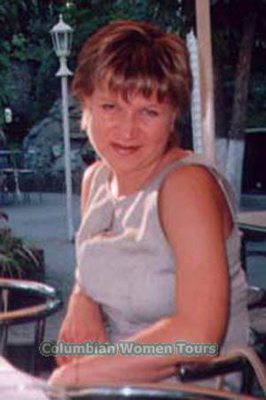 58003 - Svetlana Age: 37 - Russia