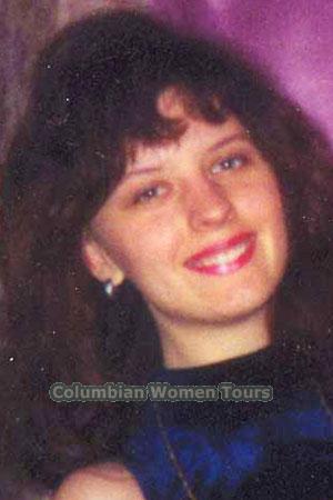 59208 - Larisa Age: 36 - Russia