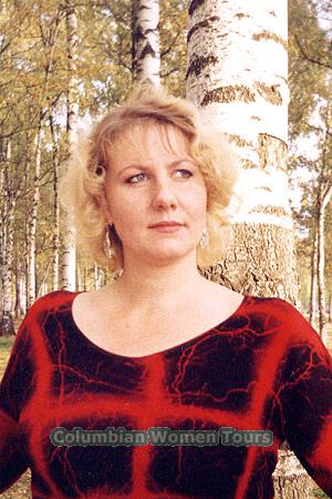 60740 - Oksana Age: 37 - Russia