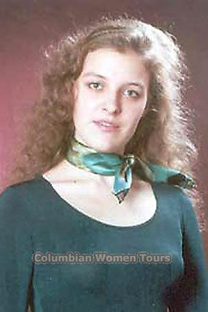 61749 - Svetlana Age: 28 - Russia