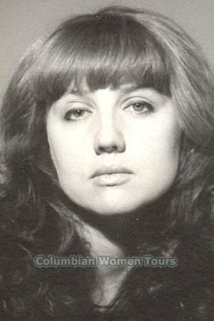 62425 - Larisa Age: 42 - Russia