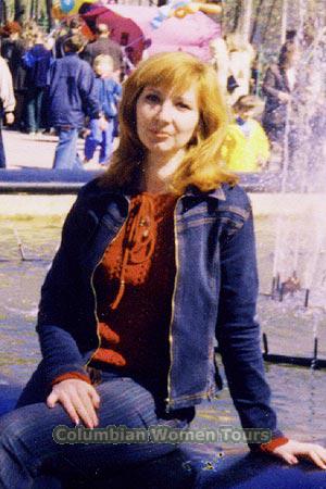 64519 - Natalia Age: 42 - Russia