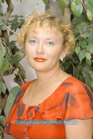65218 - Svetlana Age: 42 - Russia