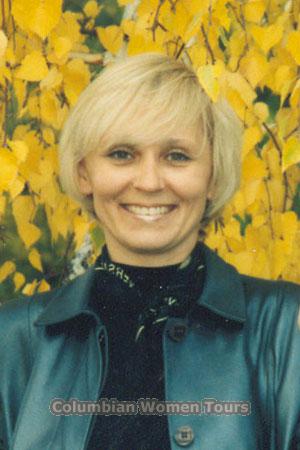66101 - Svetlana Age: 45 - Russia