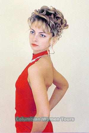 66876 - Larisa Age: 27 - Russia
