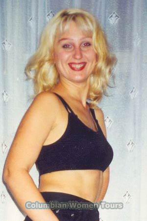 67729 - Elena Age: 41 - Russia
