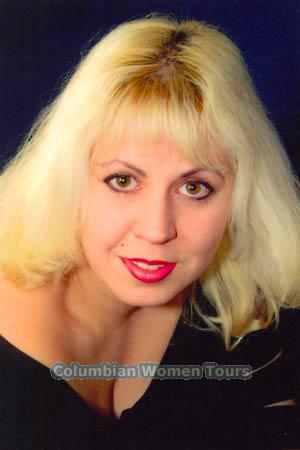 67770 - Elena Age: 33 - Russia