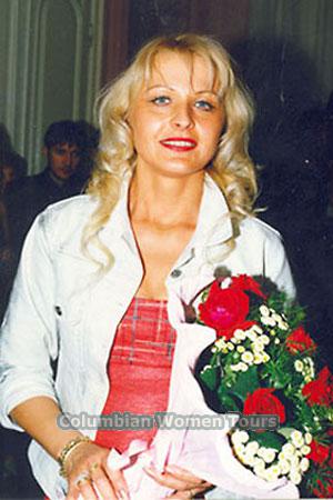 67900 - Larisa Age: 47 - Russia