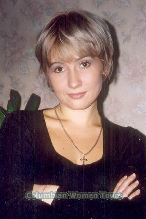 68784 - Yulia Age: 39 - Russia