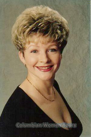 69302 - Elena Age: 45 - Russia