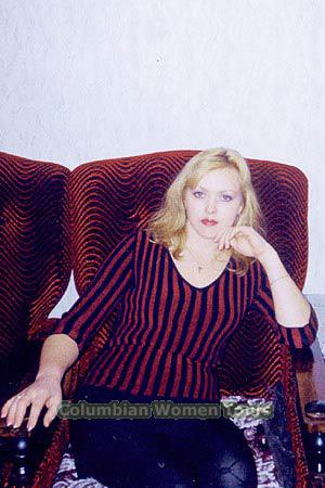 69352 - Elena Age: 41 - Russia