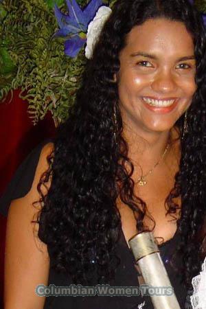 69630 - Carla V. Age: 29 - Brazil