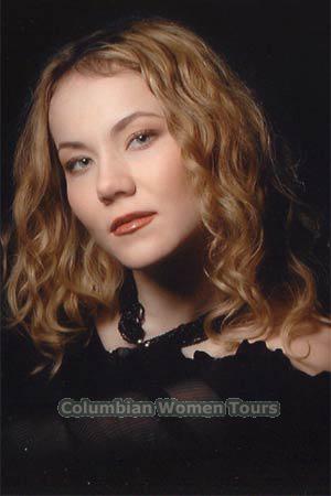 70005 - Elena Age: 33 - Russia