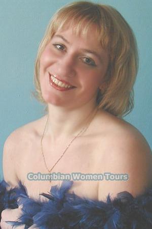 70208 - Maya Age: 39 - Russia