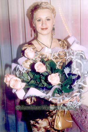 70324 - Svetlana Age: 40 - Russia