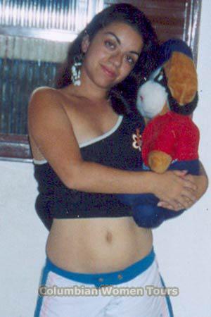 71332 - Andrea Age: 33 - Brazil