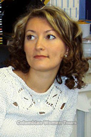 71886 - Elena Age: 37 - Russia